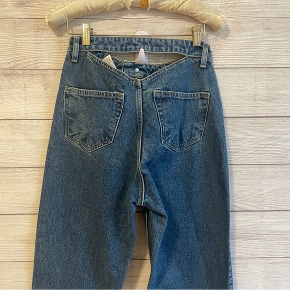 NWT Weekday Star Cut Out High Rise Jeans - Picture 3 of 6
